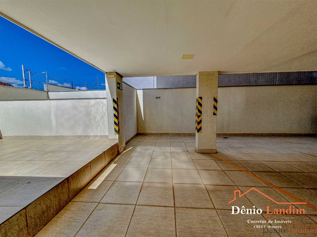 Apartamento à venda com 3 quartos, 86m² - Foto 2