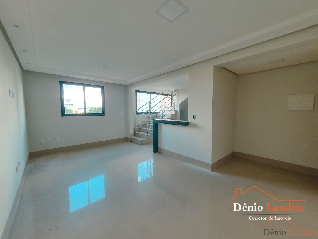 Apartamento à venda com 3 quartos, 150m² - Foto 3