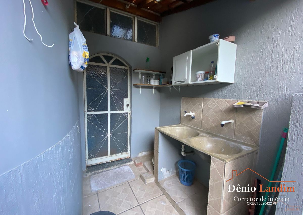 Casa à venda com 3 quartos, 140m² - Foto 14