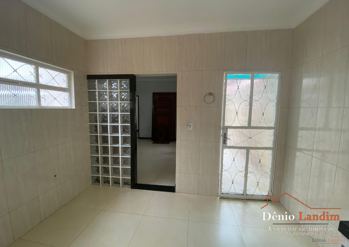 Casa à venda com 3 quartos, 120m² - Foto 11