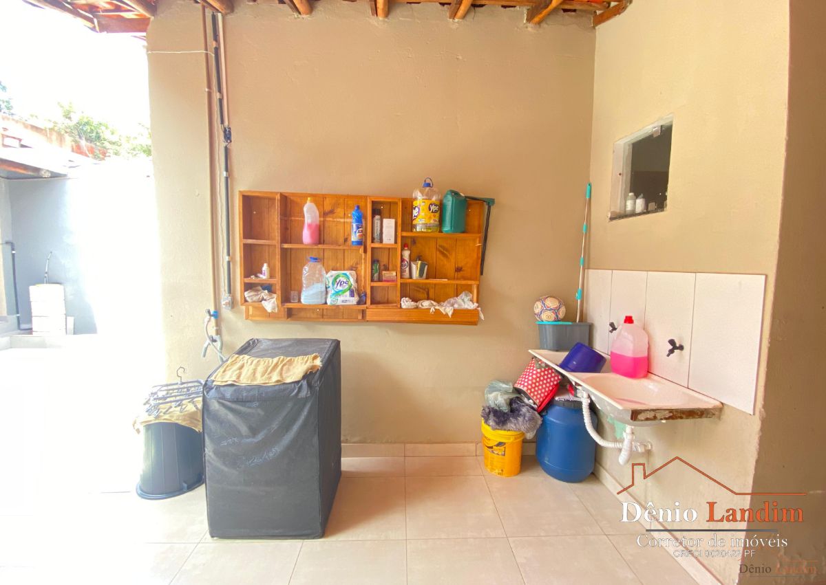 Casa à venda com 3 quartos, 80m² - Foto 16