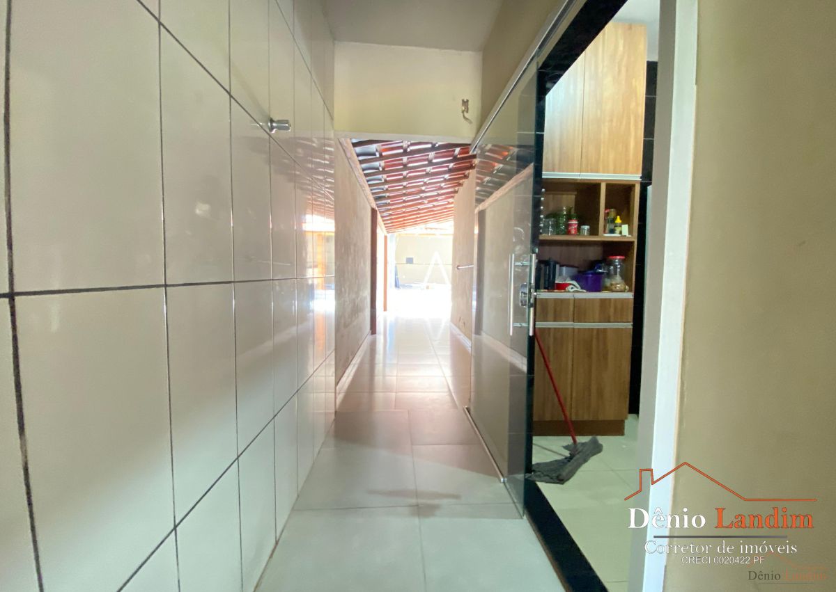 Casa à venda com 3 quartos, 80m² - Foto 4